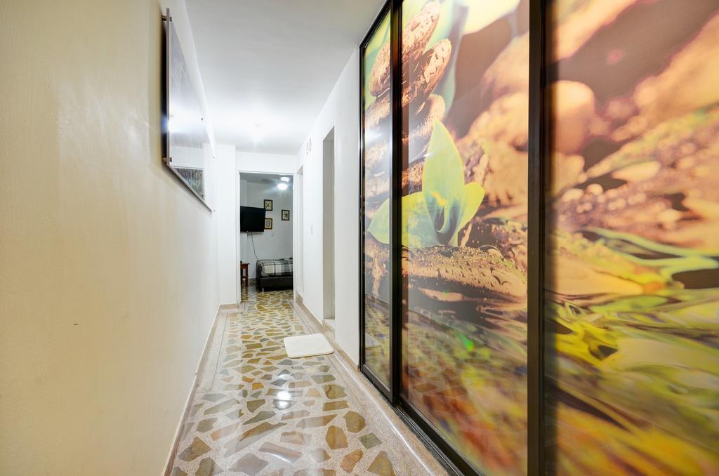 Apartamentos Amoblados JG de la 70 Medellín Exterior foto