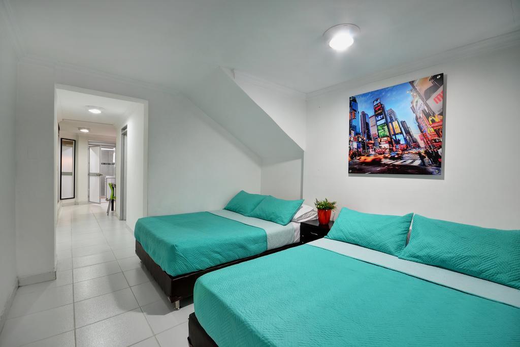 Apartamentos Amoblados JG de la 70 Medellín Exterior foto