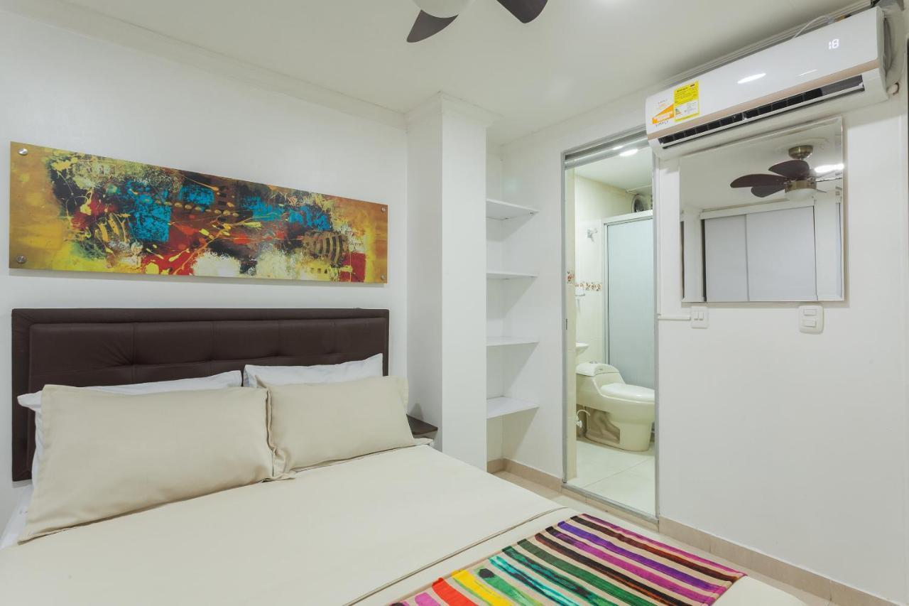 Apartamentos Amoblados JG de la 70 Medellín Exterior foto