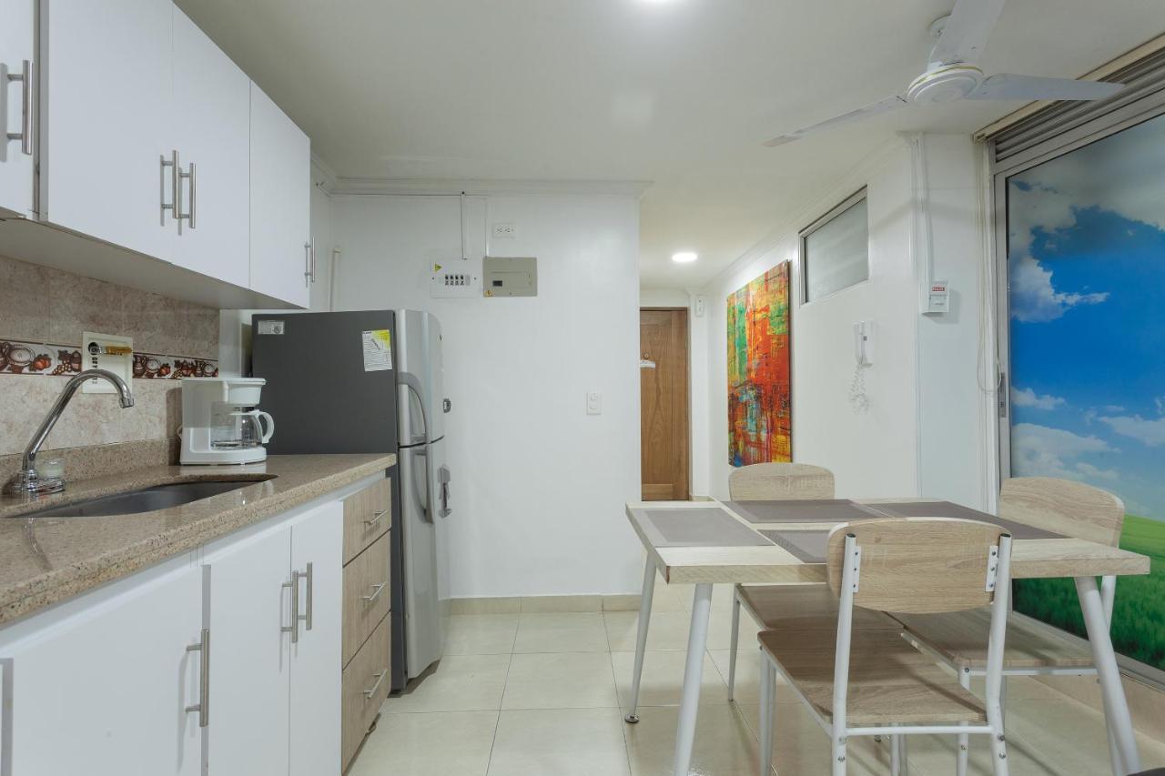 Apartamentos Amoblados JG de la 70 Medellín Exterior foto